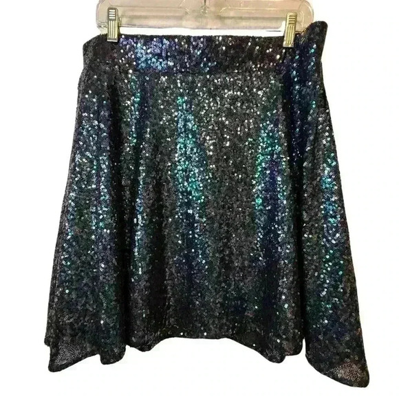 Torrid Sequin Mini Skirt - Picture 4 of 8